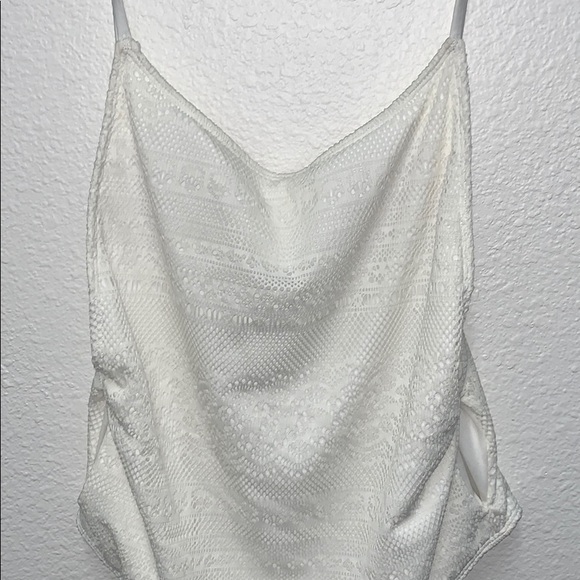 Roxy swim wear one piece - Picture 2 of 6